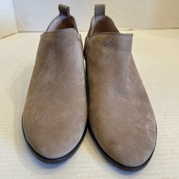 Lucky Brand Booties Size 9.5 Brown Taupe Suede Elastic Ankle Boot - Picture 4 of 15